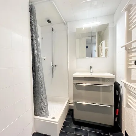 Cosy Studio Le Cannot - Piscine - Parking Apartment
